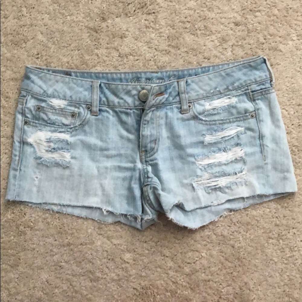American Eagle Destroyed Low Rise Jean Short